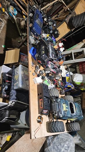 Loads of rc car stuff