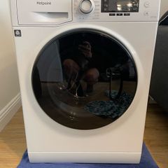 Hot Point Washer Dryer