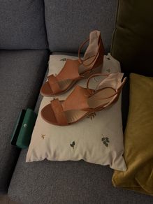 Ladies leather Sandals
