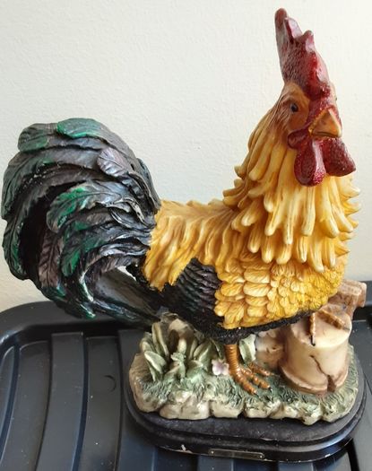 Cockerell and hen plus, around ten or 12 inches tall