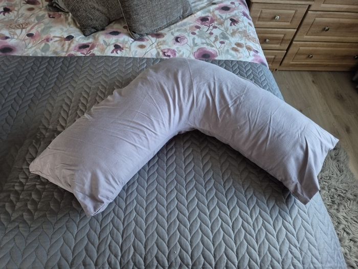 v pillow