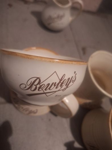 Vintage Bewleys Teaset