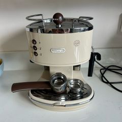 DeLonghi coffee