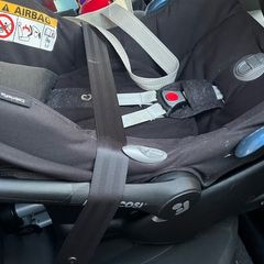 Maxi cosi infant seat with isofix