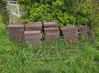 Concrete roof tiles