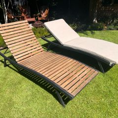 Sun loungers