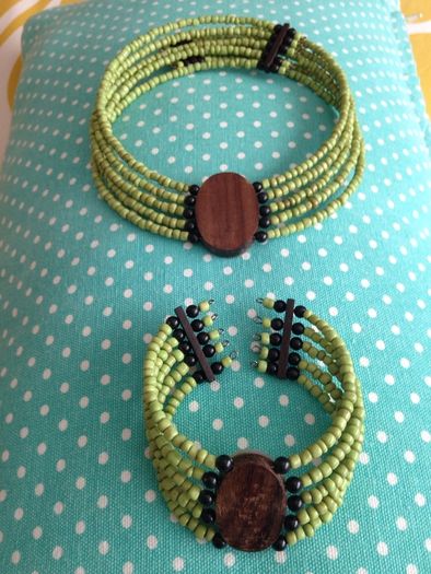 Choker and Bracelet Costume Jewellery set