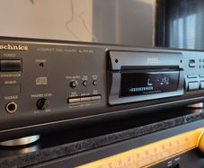 Technics SL-PS770A CD player. High model. Like NEW!