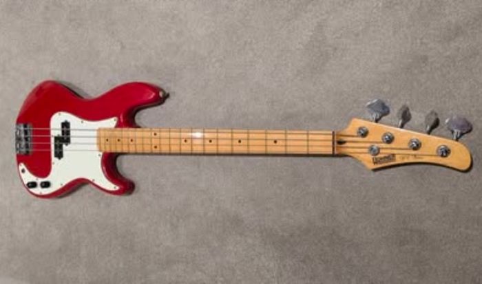 Hohner Professional Series HP Electric Bass Guitar Great Condition