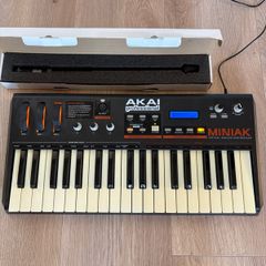 Akai MINIAK Virtual Analogue Synthesizer & Vocoder