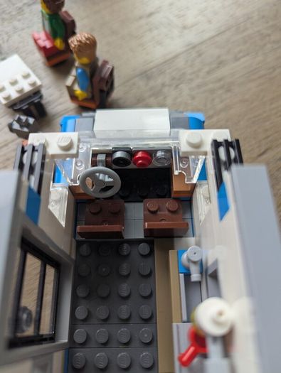 Lego creator 31108