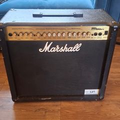 Marshall 100dfx and footswitch.