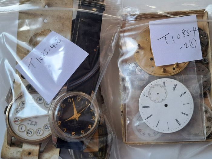 Antique Parts & Vintage Wristwathes for Parts or Repair