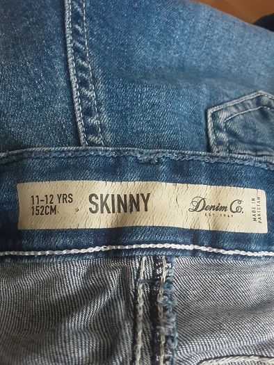 Boys Skinny Jeans - Age 11-12yrs .. 152cm