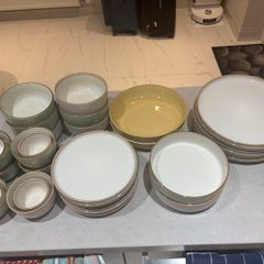 34-pieces Dunnes Dinner Set