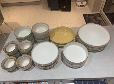 34-pieces Dunnes Dinner Set