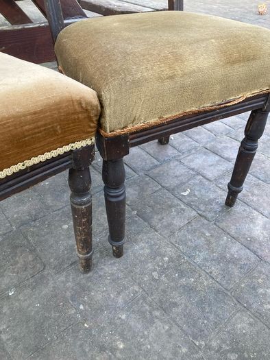 dining room chairs x 2
