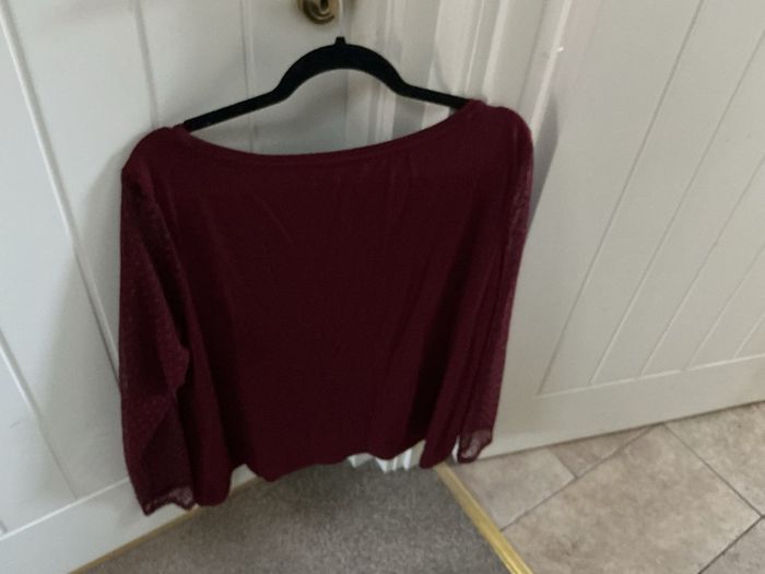 Ladies top size 20