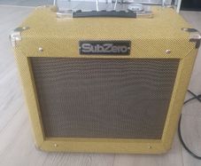 SubZero V35RG 35W Vintage Tweed Guitar AmpSubZero V35RG 35W Vintage Tweed Guitar Amp