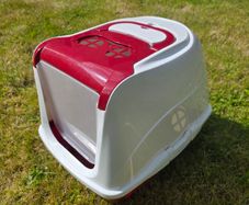 Cat litter box