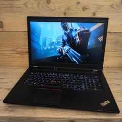 17.3"/ I7 8th/ NVIDIA 6Gb / 32GB RAM / Warranty/ Lenovo ThickPad P72