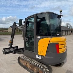Volvo EC27C