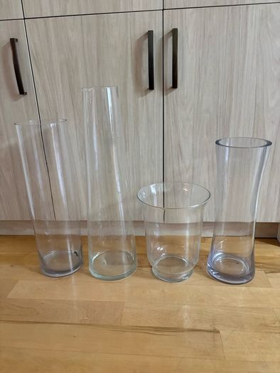 Bunch of x4 Glass Vases L size AE