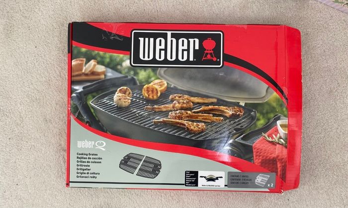 Weber Q200/Q2000 Grill Plates (New)