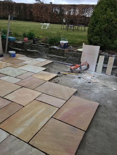 Bricklayer stonemason available