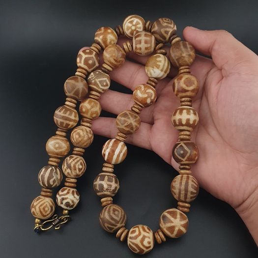 Burmese Antique Pumtek Pyu 18-19 mm Beads Necklace 24 inches
