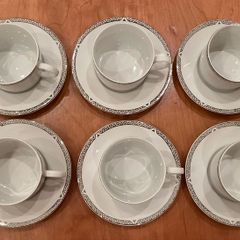 2004 Vintage Royal Doulton Platinum Collection 6 Tea Cups and Saucers