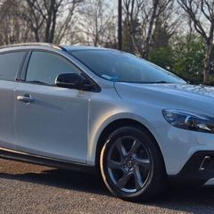 Volvo V40 T5 AWD Cross Country | 245hp| 106k