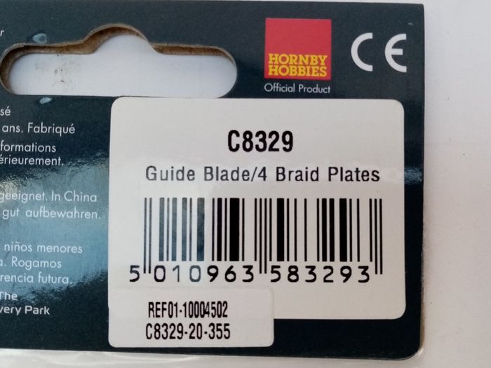 Scalextric C8329: New Round Guide Blade Pack