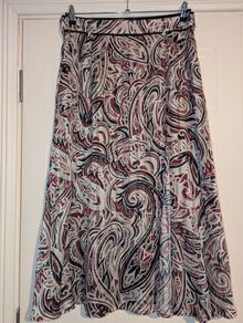 stunning paisley, textured, fully lined fluid skirt from Karen Millen