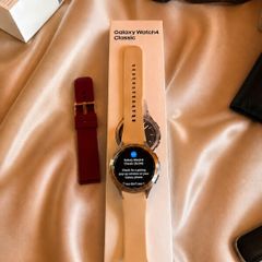 Samsung Watch4 Classic Excellent Condition  Boxed with Extra Strap, ECG, Blood Pressure, Heart