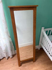 Free-Standing Mirror