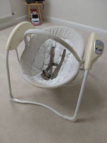 Graco baby swing with 6 specs and various sounds