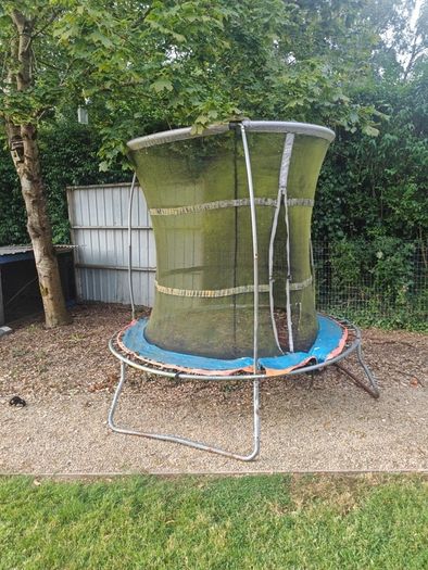 Trampoline - 8ft