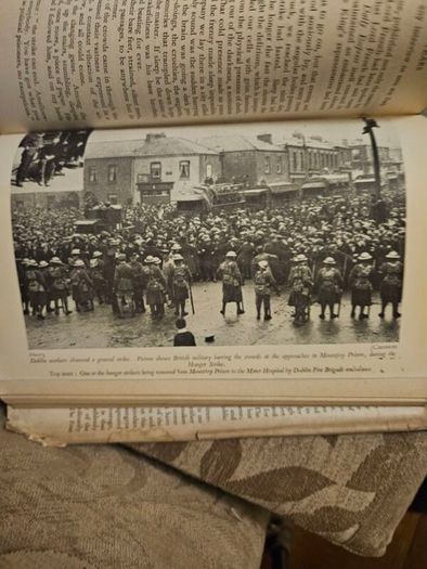 The Four Glorious Years.  By Frank Gallagher  Under The Pen Name David Hogan. 1953 Hardback With Dustjacket In Good Condition.  See Photos For Same.