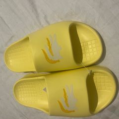 Brand new Unisex Lacoste slider- size 7