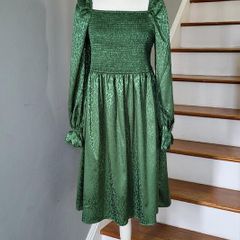 CurveWow green satin dress, Size 16, BNWT
