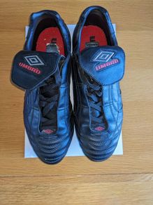 umbro soccer cleats