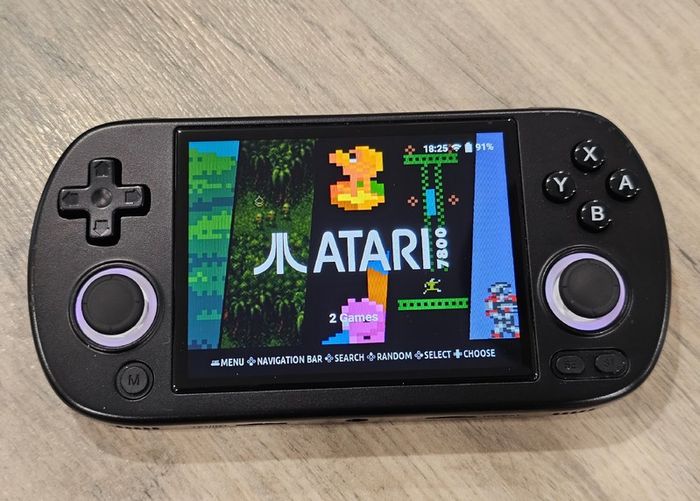 Anbernic RG40XX H + Hard Case