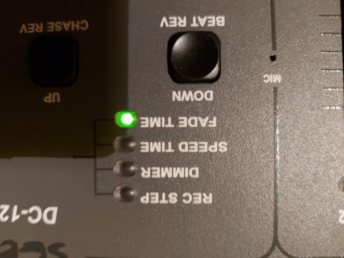 FLYHT PRO SCENE SETTER DC-1224 24 Channel DMX Console in excellent like new condition