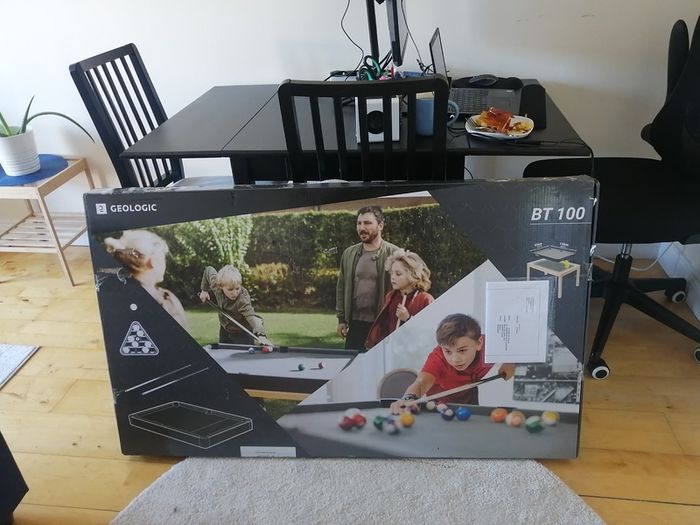 Geologic BT 100 compact pool table