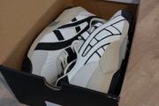 asics tiger big logo short series