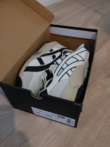 asics tiger big logo short series