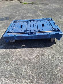 Heavy duty double crate dolly