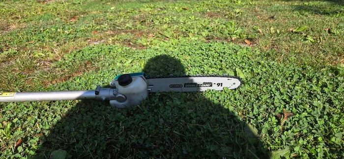 Mitsubishi chainsaw