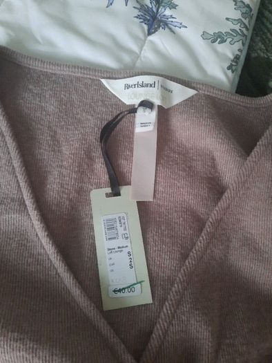 beige knit top from river island